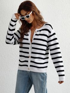 Winter Vest, Button Front Cardigan, Pocket Cardigan, Estilo Chic, White Cardigan, Striped Cardigan, Striped Fabrics, Look Plus