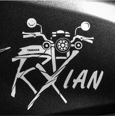 an image of a sticker on the side of a car that says fixian