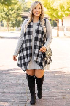 You will want to rock this cute cardigan most of the time this season! It has a classic black and ivory plaid print, and the inside is so soft you're guaranteed to stay warm all season long! Layer it over any solid top and add skinnies for a cute Fall and Winter look!  97% Spandex, 3% Spandex  Made In USA. Dress With Cardigan Fall, Long Layer, Me Myself And I, Chic Soul, Cute Cardigans, Style Inspiration Winter, Trendy Fall Outfits, Winter Skirt, Outfit Inspiration Fall