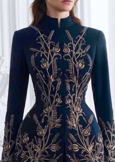 Spacefleet Commander Lookbook - Imgur Gaun Abad Pertengahan, Paolo Sebastian, Fantasy Gowns, Fantasy Dress, Gold Embroidery, Fantasy Clothing, Fantasy Fashion, Mode Inspiration