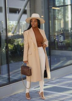 Waves For Black Women, Monochromatic Outfit Casual, What To Wear In Scotland, Winter Outfits Dinner, Girls Outfit Ideas, Neutrals Outfit, Stirrup Pants, Outfit Layout, Professional Style