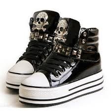 Skull Shoes, Gothic Shoes, Rock Punk, Emo Outfits, Swag Shoes