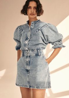 Casual Brunch Outfit, Honeymoon Wear, Long Denim Dress, Jeans Outfit Spring, Spring Jeans, Denim Outfits, Womens Denim Dress, Shirt Tucked In, All Jeans