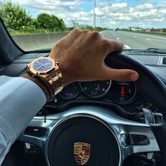 Billionaire Luxury, Luxury Lifestyle Fashion, Fancy Watches, Rich Lifestyle, Millionaire Lifestyle, Mens Luxury, Billionaire Lifestyle