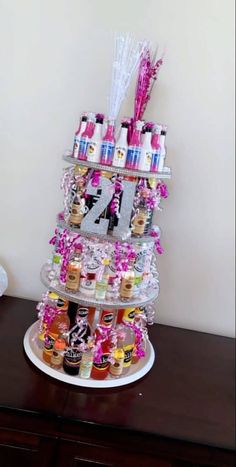 21 Awesome 21st Birthday Party Ideas - Lady Celebrations 21st Birthday Alcohol Gift Ideas, 21st Bday Gift Ideas, Adult Birthday Party Activities, Adult Birthday Party Food, 21st Birthday Party Ideas, Bday Gift Ideas, Birthday Martini, Adult Birthday Party Themes, Adult Birthday Party Favors