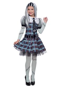 frankie costume stein costumes prestige grrr Frankie Stein Costume, Frankie Monster High, Monster High Costumes, Monster High Halloween Costumes, High School Dresses, Glinda Costume, Birthday Clothes Ideas, Monster High Halloween, Monster High Frankie Stein