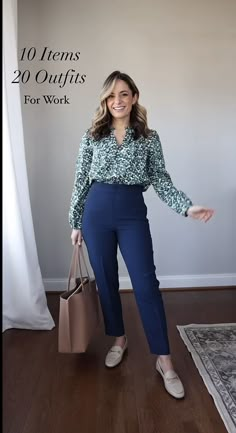 Black Top Work Outfit, Jean Professional Outfit, Blue Dress Pants Outfit Women Navy, Dark Blue Pants Outfit Work, Blue Dress Pants Outfit, Blue Pants Work Outfit Women, Dress Pants Outfit, Minimalist Casual Outfit