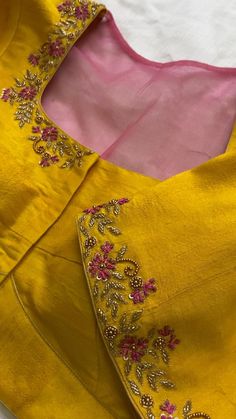 Neck Work Designs For Blouse, Blouse Neck Work Designs Latest, Simple Works For Blouse, Magam Work Blouses Simple, Blouse Back Neck Designs Work, Yellow Blouse Hand Work Designs, Yellow Colour Blouse Maggam Work, New Simple Maggam Work Designs, Maggam Work For Dresses