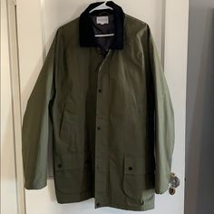 Five Four Xl Hunter Green Men’s Coat. Corduroy Collar. Zip And Button Closure. Quilted Interior Classic Olive Button-up Outerwear, Classic Olive Outerwear With Button Closure, Classic Olive Collared Outerwear, Black Zip Ups, Denim Jacket Men, Zipper Jacket, Green Man, Casual Coat, Hunter Green