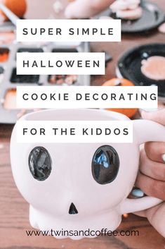 My Halloween cookie decorating ideas for kids are something to add to your fall bucket list along with my fun Halloween themed scavenger hunt that is great for toddlers, preschoolers, or even kids of all ages! I'm sharing my ultimate quick and easy melt in your mouth sugar cookie recipe that makes for the best sugar cookies for decorating. I am also sharing my marshmallow paint recipe which makes for a great way the kids to decorate their sugar cookies for all seasons and holidays! Soft Cookies, Halloween Cookies Decorated, Halloween Scavenger Hunt, Decorating Cookies, Halloween Cookie