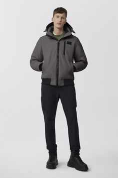 One of our most-loved styles, the Borden Bomber, gets an update with streamlined hood details, added backpack straps, and additional interior pockets. Inspired by the pilots in Canada's North, the Borden Bomber provides durability, warmth, and mobility while remaining functional for everyday wear. This regular-fit silhouette has a protective high-hip length and ribbed knit cuffs to lock in heat. Men Parka, Baby Outerwear, Mens Parka, Snow Pants, Backpack Straps, Mens Outerwear, Pilots, Black Label, Lightweight Jacket