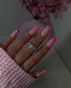 Festival Nails Simple, Nail Inspiration Long Square, Pink Design Acrylic Nails, Marshmallow Nails Design, Cute Short Birthday Nails, Pink Scream Nails, Ongles Gel Rose, Acrylic Nails Back To School, Nails Acrylic Short Halloween