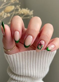 Xmas Nail, December Nails, Holiday Nail Designs, Christmas Nails Easy, Green Tips, Nagel Tips