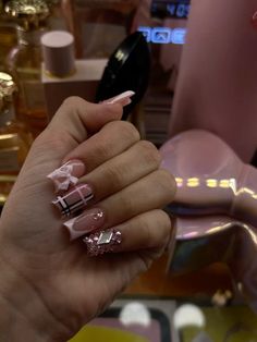 Brown And Pink Nail Ideas, Burberry Nails Short, Pink Burberry Nails, Burberry Nails, Quinceanera Nails, Nail Appointment, Nails Feet, Tapered Square