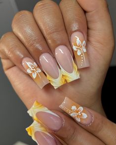 💜Beauty By Pris💜 | Summer Mode: ON 🧡☀️✔️ • • • • • • • • #nailsofinstagram #nailsoftheday #nailsofig #naildesigns #summernails #vacationnails #acrylicsnails… | Instagram Nagel Tips, Girly Acrylic Nails, French Acrylic Nails, Square Acrylic Nails, Floral Nails, Best Acrylic Nails, Long Acrylic Nails