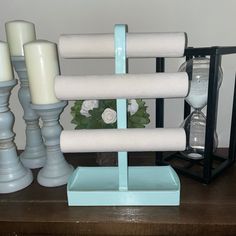 Nice Teal And Cream Jewelry Holder With Tray. Holds Bracelets, Necklaces And Can Lay Earrings Or Rings In Bottom Of Tray. Purchased This And Never Used It. Light Blue Rooms, Diy Jewelry Stand, Cream Jewelry, Diy Jewelry Display, Diy Display, Blue Rooms, Jewelry Stand, Jewelry Holder, Display Ideas