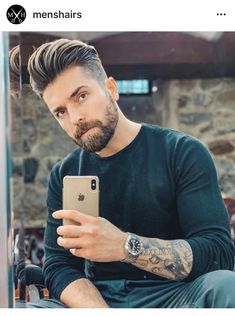 Mens Haircuts 2022, Groom Hair Styles, Best Mens Haircuts, Groom Hair, Short Hair With Beard, Haircuts 2022, Pompadour Men, Short Fade Haircut, Mens Hairstyles With Beard