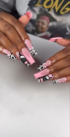 Black Long Nails Designs, Gucci Nails, Tapered Square Nails, Long Acrylic Nail Designs, Drip Nails, Claw Nails, Matte Nails Design, Girly Acrylic Nails, French Tip Acrylic Nails