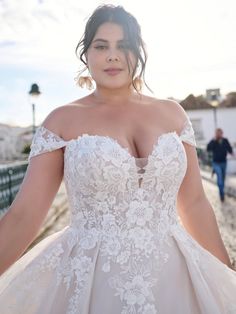 Sundance by Sottero & Midgley - Wedding Dresses Wedding Gatsby, Bestie Ideas, Illusion Neckline Wedding Dress, Sottero And Midgley Wedding Dresses, Sottero Midgley, Lace Motifs, Wedding Gown Backless, Kleinfeld Bridal, Wedding Dress With Pockets