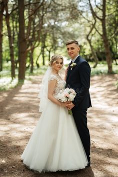 The groom and the bride are walking in the forest stock images Wedding Poses For Bride, Poses For Bride And Groom, Groom Shots, Walking In The Forest, Bride Groom Poses, Bride Pictures, Photos Poses, Bride And Groom Pictures, Groom Poses