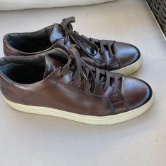 To Boot New York Adam Derrick - Castle Dark Brown Shoe Worn 3 Times - Total Of 5 Hours Excellent Condition Minor Scuffing On Sole - Perfect Otherwise Second Set Of Laces Included A Fantastic Choice For A One Stop Sneaker That Does It All! The Very Clean Styling Pairs Well With Both Sportswear & Active-Wear, And You Can Dress It Up Too. *Removable Padded Insole For Walking Comfort *Rubber Cassetta Sole Provides Traction And Support. Castle Dark, Dark Brown Shoes, Dark Brown Color, Brown Shoe, 5 Hours, Brown Boots, Mens Shoes Sneakers, Dark Brown, Men's Shoes