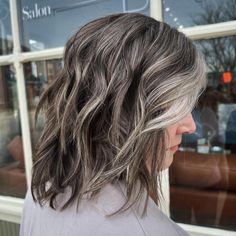 Salt-and-Pepper Gray Blending for Dark Hair Lavender Grey Hair, Grey Brown Hair, Sleek Bob Hairstyles, Light Brunette, Grey Highlights, Salt And Pepper Hair