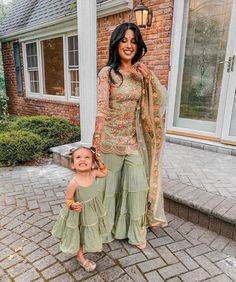 Mommy Daughter Dresses, Mom And Baby Dresses, Daughter Fashion, Mom And Daughter Matching