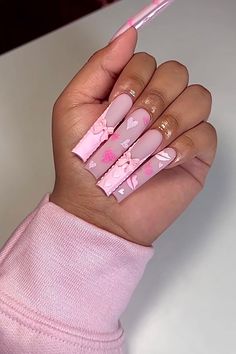 Almond Valentines Day Nails, Long Valentines Day Nails, Valentines Day Nails Acrylic Long, Simple Valentines Day Nails, Short Valentines Day Nails, Valentines Day Nails Acrylic, Nails Acrylic Long, Cute Valentines Nails, Recreate Yourself