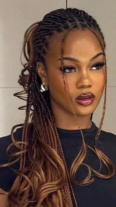 Long Box Braids With Curls, Box Braids With Curls, Braids Fulani, Elegant Braids, Hair Color For Brown Skin, Braids For Black, Short Box Braids Hairstyles, French Curl, African Hair Braiding Styles