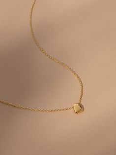 Your Vermeil jewelry collection isn’t complete without a show-stopping pendant necklace, meaning you need our Orb Pendant Vermeil Necklace. This gold necklace has all the details you love — a dainty chain necklace and an orb-shaped pendant that are both made from 18k gold over sterling silver. Make this your everyday necklace by styling it solo or layering it with our other Vermeil necklaces. Everyday Luxury Sterling Silver Tarnish-resistant Necklace, Dainty Necklace In Polished Recycled Gold, Dainty Recycled Gold Necklace With Polished Finish, Elegant Recycled Gold Necklace With Oval Pendant, Dainty Polished Recycled Gold Necklace, Elegant Recycled Gold Oval Pendant Necklace, Elegant Necklace In Polished Recycled Gold, Elegant Oval Pendant Necklace In Recycled Gold, Fine Jewelry Square Pendant Necklace With Polished Finish