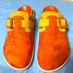 The Color Way Is Called Tangerine/Ochre And That Is A Perfect Description. The Orange Is Fresh And Citrusy, The Yellow Is The Perfect Sunny Egg Yolk Color. Wear With Or Without Socks. A Beautiful Summer Slip On With Very Little Wear. Get A High Quality Shoe And A Great Price! Charlotte Stone, Orange Socks, High Quality Shoes, Egg Yolk, Beautiful Summer, Mule Clogs, Mules Shoes, Orange Yellow, Sunnies