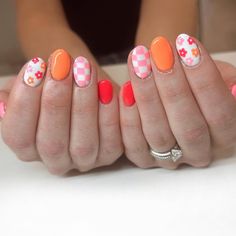 20 Irresistible Summer Nail Designs to Inspire Your Next Manicure! - HashtagNailArt.com Fun Summer Nails Design 2024, Orange Floral Nails, Elsa Nails, Teen Nails, Boho Nails, Summer Nail Designs, Retro Nails, Cute Simple Nails