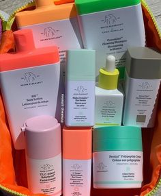 Drunk Elephant Skincare, Sephora Skin Care, Shower Skin Care, Perfect Skin Care Routine, Skincare Organization, Skin Care Items, Pretty Skin, Skin Care Kit, Drunk Elephant