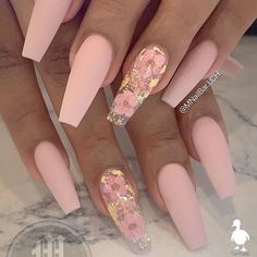 Essence Nails, Ombre Acrylic Nails, Cute Acrylic Nail Designs, Long Acrylic Nails Coffin, Acrylic Nails Coffin Pink, Nails Spring, Nails 2023, Acrylic Nails Coffin Short, Summer Acrylic Nails