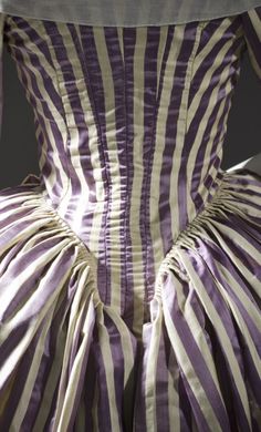 Back detail, Woman’s Robe à l’Anglaise, 1785-90, France, Silk twill and silk plain-weave stripes| LACMA Collections 1780s Fashion, 18th Century Womens Fashion, Dress History