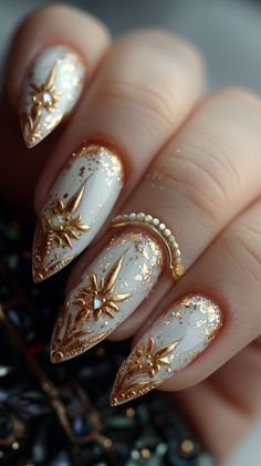 Spring Nails Golden Sun Nails, Royalty Nail Designs, Fantasy Wedding Nails, Victorian Nails Designs, New Orleans Nail Designs, Gold Tips Nails, Celtic Nails, Gilded Nails, Nails Gold Design