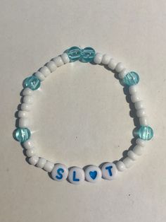 Slut Bracelet Taylor Swift #TaylorSwift #1989 #bracelet #inspofinds #album 1989 Taylor Swift Bracelet Ideas, Clay Bead Taylor Swift Bracelets, 1989 Taylor Swift Bracelet, 1989 Bracelet, Swiftie Bracelet, Bracelet Taylor Swift