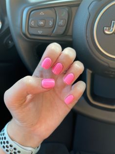 Hot Pink Dip Powder Nails With Design, Pink Dip Powder Nails Short, Bubble Gum Pink Dip Powder Nails, Dip Nails Hot Pink, Dip Powder Colors Summer, Bright Pink Dip Nails, Short Pink Dip Nails, Pink Dipping Powder Nails, Medium Acrylic Nails Pink