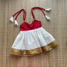 Birthday Dresses For Kids, Baby Girl Dresses Indian, Frock For Baby Girl, Traditional Baby Dresses, Pattu Pavadai Designs, Outfits Birthday, Frocks For Babies, Frocks For Kids, Pattu Pavadai