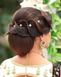 Upswept Hairstyles, Dancesport Hair, Bob Pendek, White Fascinator, Bride Hair Piece, Black Wedding Hairstyles, Formal Hairstyles For Long Hair, Beautiful Bridal Hair