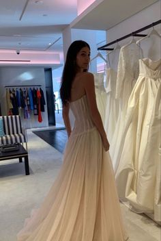 Girl Wedding Dress, Fancy Fits, Camila Morrone, Deb Dresses, A God, Yes To The Dress, Prom Wedding, Wedding Beauty