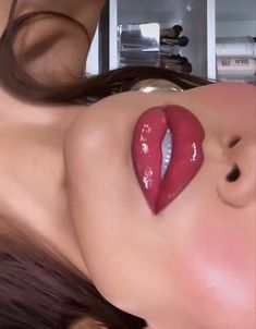 Runny Mascara, Lips Combo, Lip Combos, Lip Makeup Tutorial, Lip Combo, Simple Makeup Looks, Makeup Tut, Pinterest Makeup, Fancy Makeup