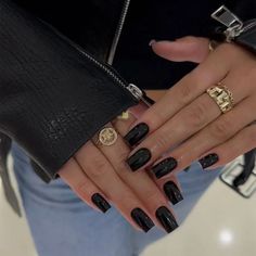 Nail Ideas Solid, Nail Ideas Solid Colors, Long Black Nails, Ombre Chrome Nails, Paznokcie Hello Kitty, Short Press On Nails, Black Acrylic Nails, Nagel Tips, Smink Inspiration