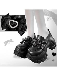 Detachable Bow Matte Black Platforms Platform Outfit, Funky Heels, Black Platforms, Creepy Cute Fashion, Punk Fashion Diy, Grunge Shoes, Black Kawaii, Jirai Kei, Black Chunky Heels