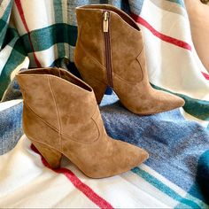 These Adorable Boots Have Never Been Worn And Are Perfect For Fall! The Color Of This Bootie Allows It To Go With So Many Different Outfits Whether It’s Leggings Or Skinny Jeans Or A Cute Fall Dress. Cute Fall Dress, Camel Boots, Leopard Print Booties, Chunky Heel Booties, Lace Booties, Black Suede Booties, Block Heel Ankle Boots, Wedge Ankle Boots, Brown Booties