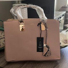 Aldo Purse Crossbody Strap Included New Free Gift Aldo Purses, Aldo Bags, 50 Style, Purse Crossbody, Michael Kors Hamilton, Crossbody Strap, Free Gift, Purses Crossbody, Crossbody Bags