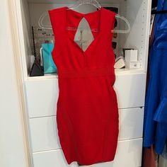 New Without Tags Guess Dress. Never Worn Beautiful Red With Gold Hardware. Perfect For The Holidays Red Stretch Mini Dress, Red Sleeveless Mini Dress, Guess Dress, Gold Hardware, Colorful Dresses, Holidays, Womens Dresses, Tags, Red