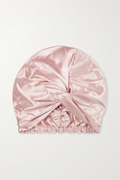 Slip's turban gently cradles your locks while you sleep, minimizing damage and friction while extending the life of blowouts. It's made from two layers of the brand's award-winning Slipsilk™ and has a flexible elastic band to keep it in place. Wear it nightly to help promote stronger, healthier hair. Silk Turban, Silk Sleep Cap, Silk Hair Bonnets, Sleep Hairstyles, Head Wraps For Women, Silk Bonnet, Silk Scarf Hair, Hair Turban, Hair Bonnet