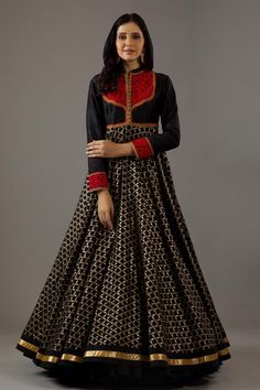 Black long sleeves anarkali featuring a mandarin collar and floral dori and banasai jaal embroidery. Paired with churidar and a seer sucker detail dupatta., Fit: Relaxed Cancan Skirt, Latest Anarkali Designs, Chanderi Anarkali, Flared Anarkali, Jaal Embroidery, Black Anarkali, Anarkali Designs, Embroidered Anarkali, Rohit Bal