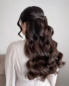 Regal Hairstyles, Crown Braids, Cute Prom Hairstyles, Hair Inspiration Long, Woman Photo, Graduation Hairstyles, Long Hair Wedding Styles